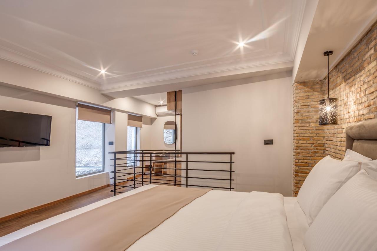Deluxe Family Suite